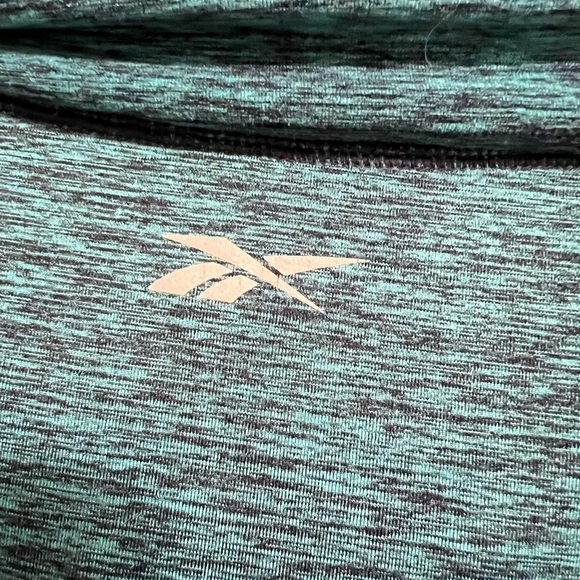 Reebok Play Warm infinity long sleeve shirt mock neck teal black sz L Hi-Lo - Picture 13 of 13